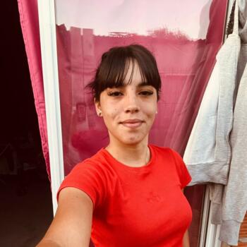 Babysitter in Empalme San Vicente: Bianca