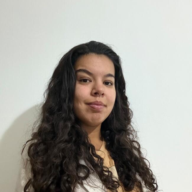 Babysitter in São José dos Campos: Maria
