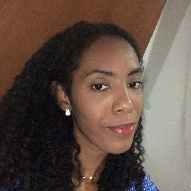 Babysitter in Vila Velha: Eliane