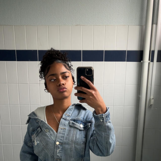 Babysitter in Arthès: Gianina