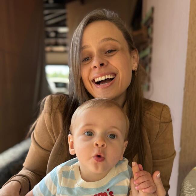 Emprego de babá em Joinville: Sabine
