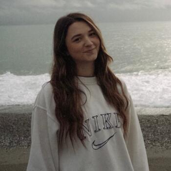 Babysitter Seriate: Denisa