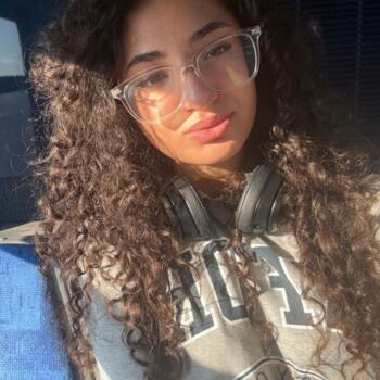 Nanny in Toronto: Nadine