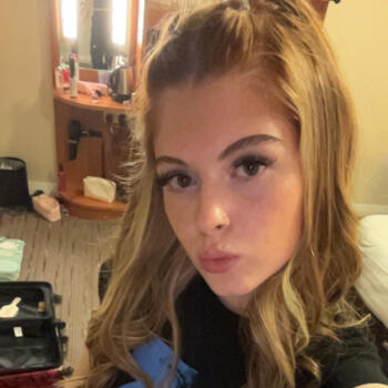 位於泰恩河畔纽卡斯尔 的臨時保母: Summer