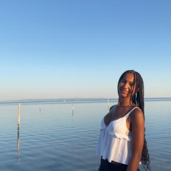 Babysitter in Lyon: Amelie