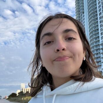 Babysitter in Valencia: Constanza Luz