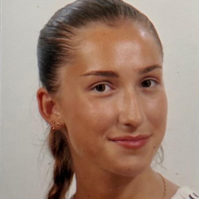 Babysitter in Zagreb: Laura