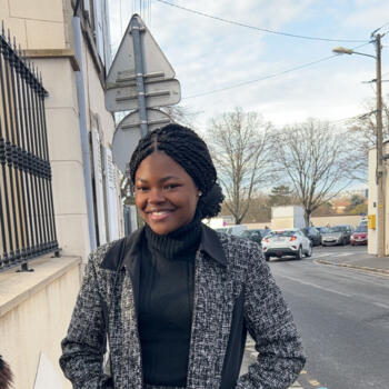 Baby-sitter Coulommiers: Christiana