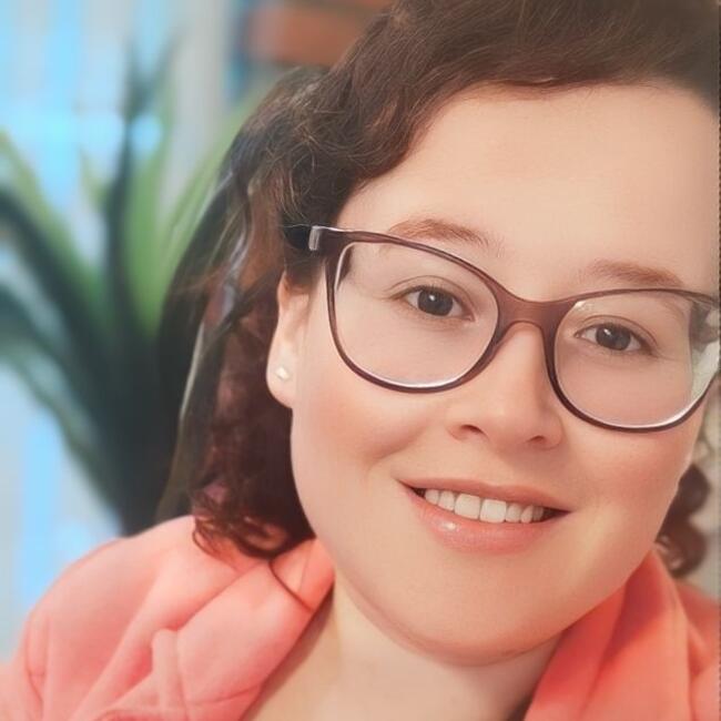 Babysitter in Timbó: Yamara