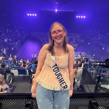 Babysitter in Melbourne: Erica