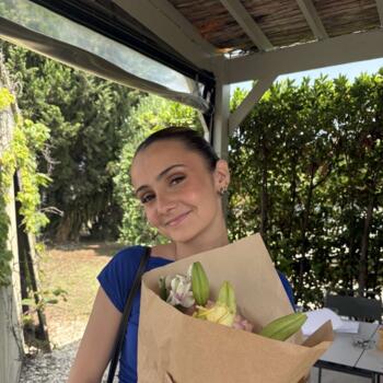 Babysitter in Rochefort-du-Gard: Sarah