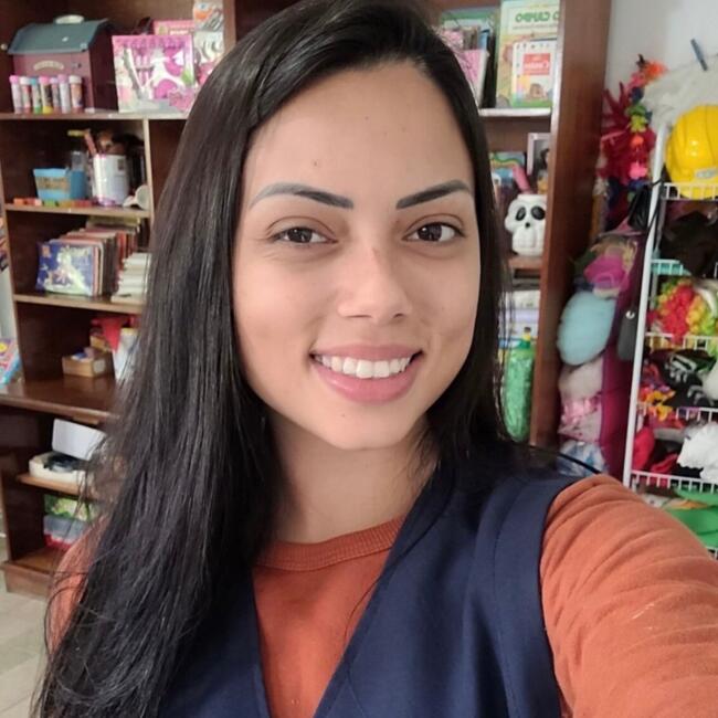 Babysitter in Florianópolis: Danieli