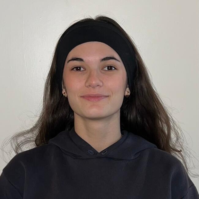 Babysitter in Poitiers: Agathe