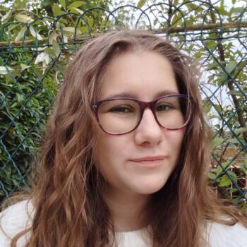 Babysitter in Limoges: Emelyne