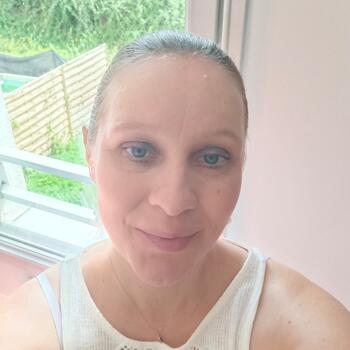 Babysitter in Fay-de-Bretagne: Oriane