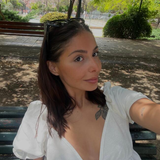 Babysitter in Ibiza-stad: Yasmin