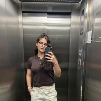 Babá em Londrina: Giovana