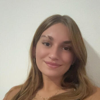 Babysitter Plaisir: Camille