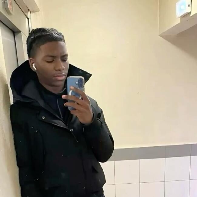 Bonă în București: Joel