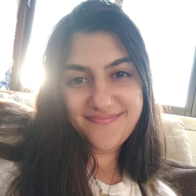 Babysitter in Ericeira: Ângela