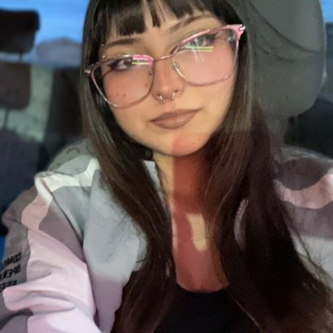 Babysitter in Linares: Alison