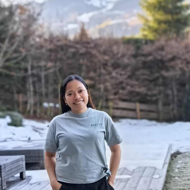 Babysitter in Genf: Evangeline