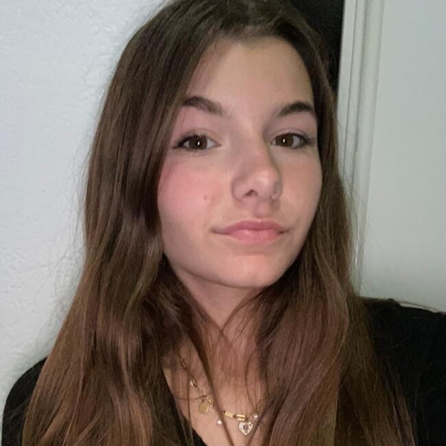 Babysitter in Bezons: Lauryne