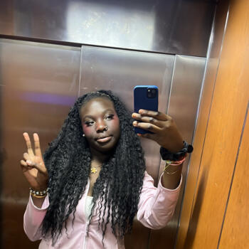 Babysitter in Soisy-sous-Montmorency: Adiara