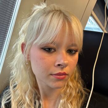 Babysitter in Uhwiesen: Enya