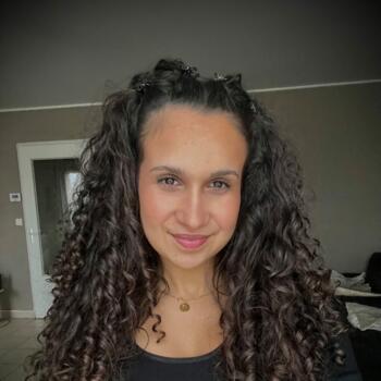 Babysitter in Reims: Shaïna