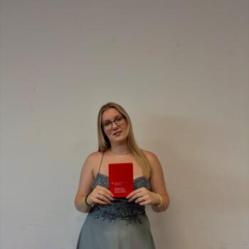 Babysitter in Würenlos: Ally