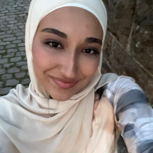Babysitter in Stuttgart: Tasnim