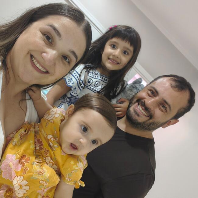 Emprego de babá em Ponta Grossa: Hellen