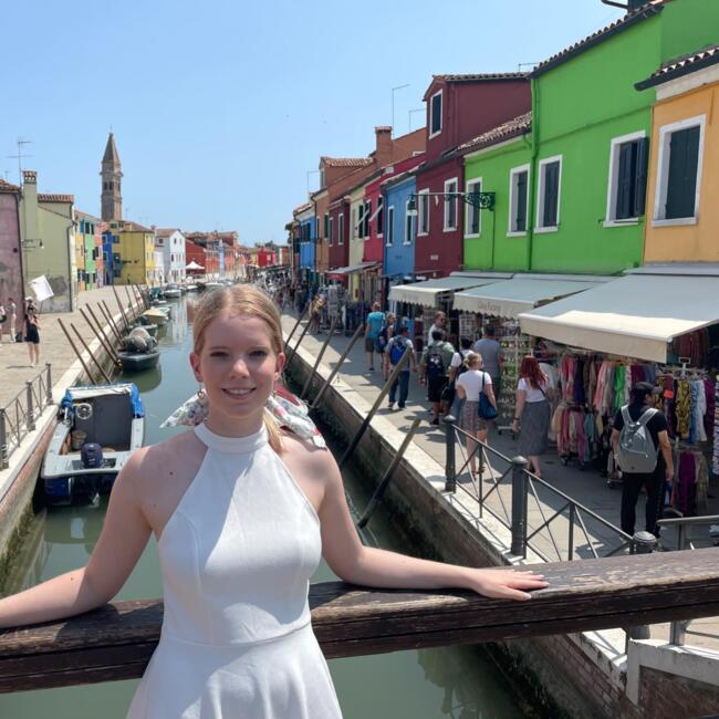 Babysitter in Bischofsheim: Talia