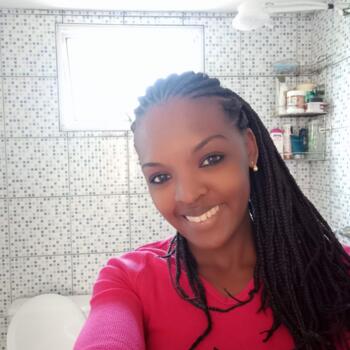 Babysitter in São Paulo (São Paulo): Vanessa