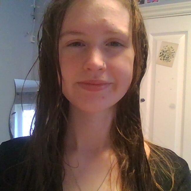 Babysitter in Hailsham: Amelie