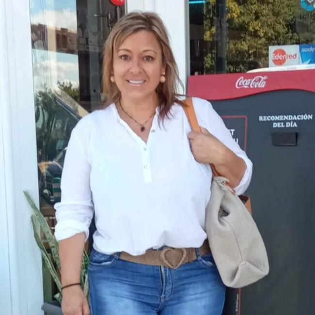 Canguro en Olesa de Montserrat: Maria del pilar