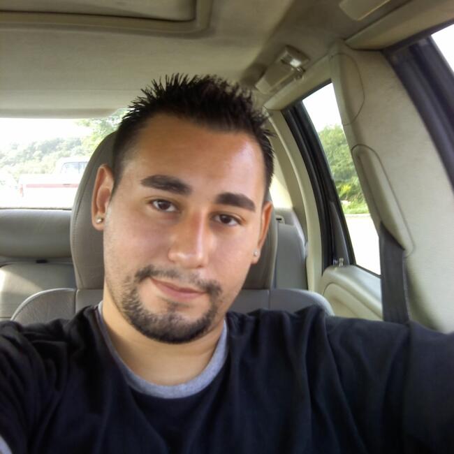 Babysitting job in Kansas City: Raul