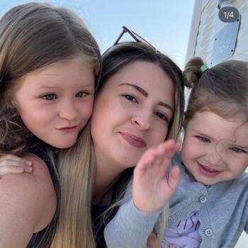 Babysitter Bristol: Laura