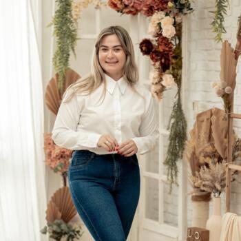 Babá em Paranaguá: Fernanda