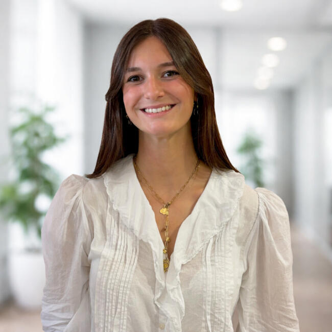 Babysitter in Bayonne: Margot