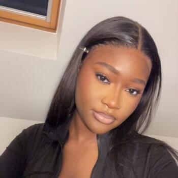 Babysitter in Le Plessis-Pâté: Patricia