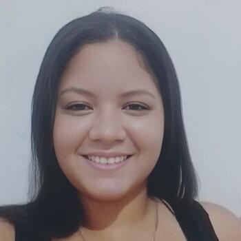Babá em Camaragibe: Emilly
