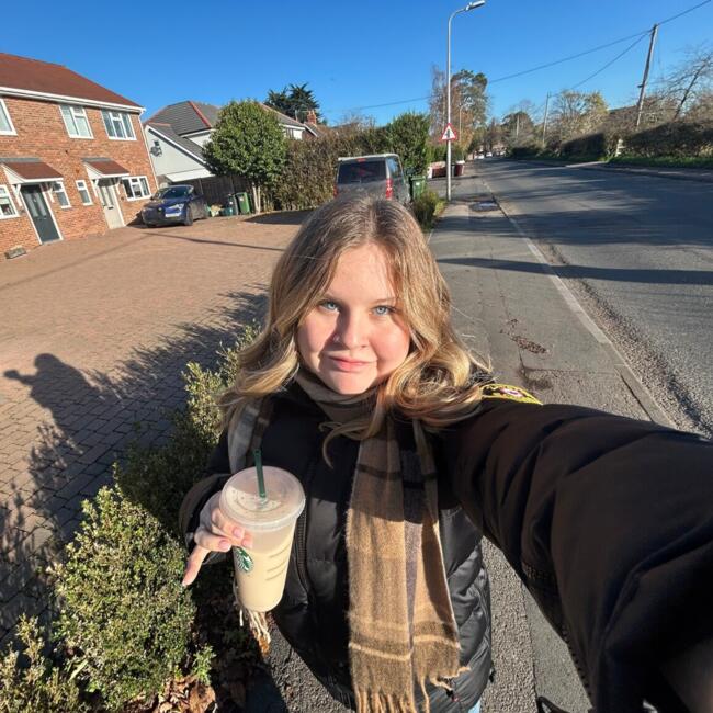 Babysitter in Reading: Ellie