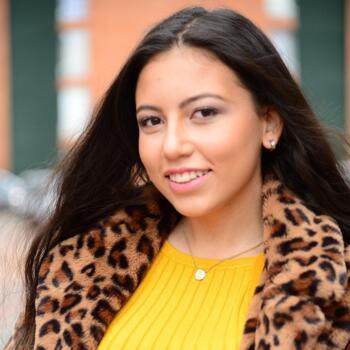 Babysitter a Milano: Emanuela