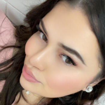 Babysitter στην περιοχή Νίκαια: Florije