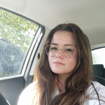 Baby-sitter Caderousse: Natasha