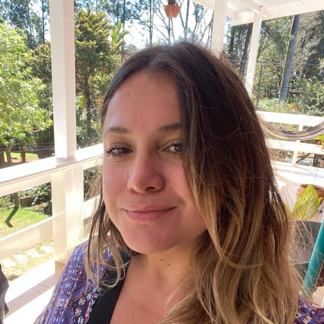 Babysitting job in Valinhos: Leticia