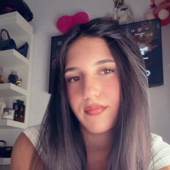 Babysitter in Montornès del Vallès: SOFIA