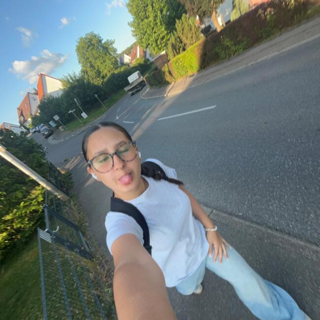 Babysitter in Grafenau (Baden-Württemberg): Emma